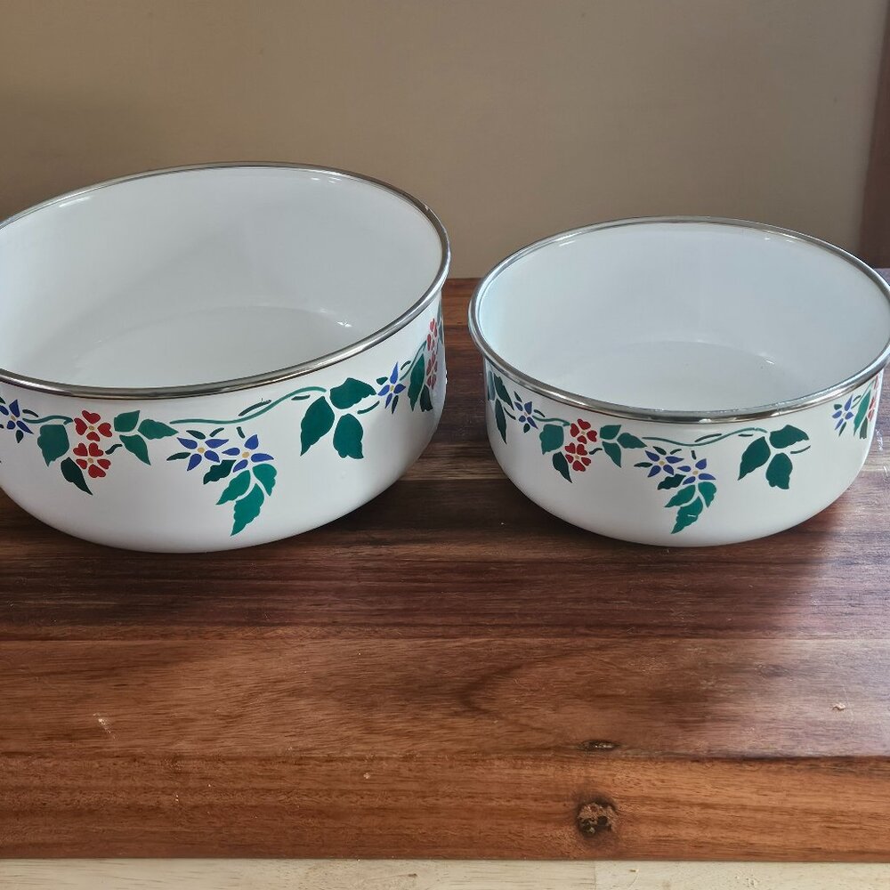 vintage kobe enamel nesting bowls ivy flowers green/blue /red set of two